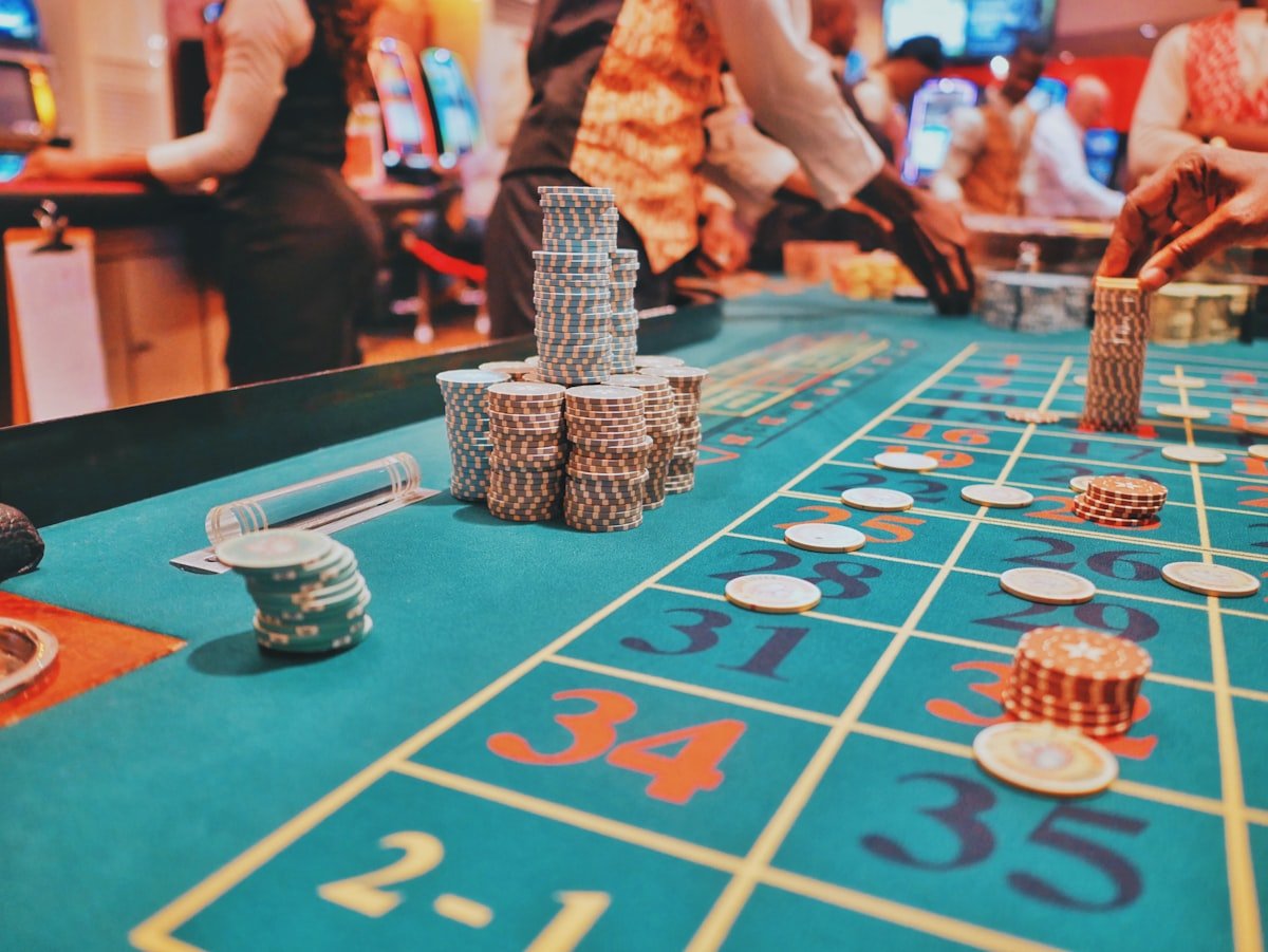 Vijf grote casino's houden hun vergunning in Nederland